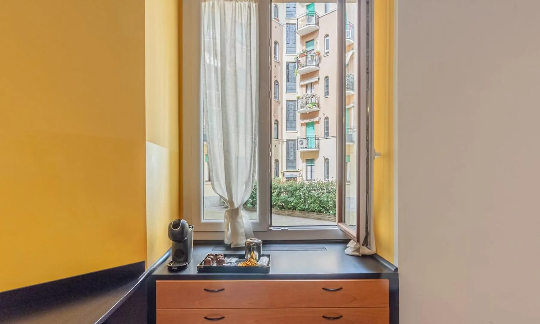 Homeby, Appartamento Simonetta Porta Romana Milan 0*,