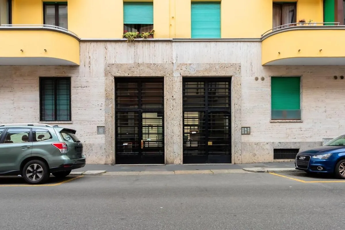 Homeby, Appartamento Simonetta Porta Romana Milan 0*,  Italy