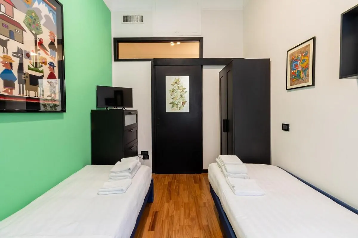 Homeby, Appartamento Simonetta Porta Romana Milan 0*,  Italy
