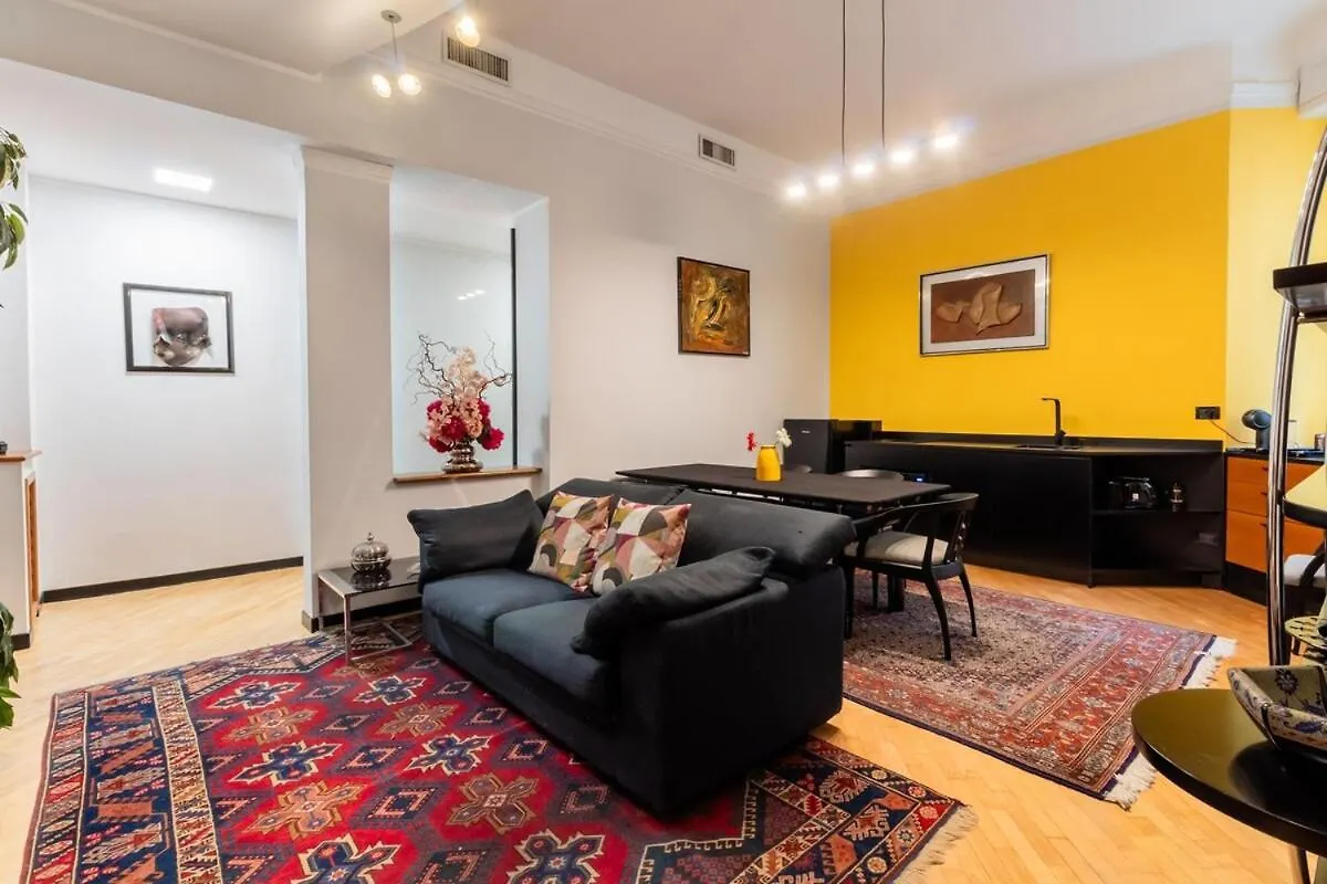 Homeby, Appartamento Simonetta Porta Romana Milan 0*,  Italy